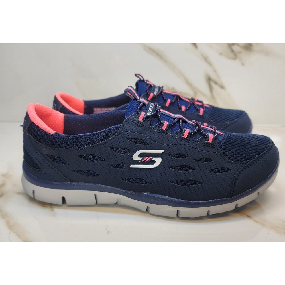 Womens Size 7 Skechers Sport Summit Trainers With Memory Foam